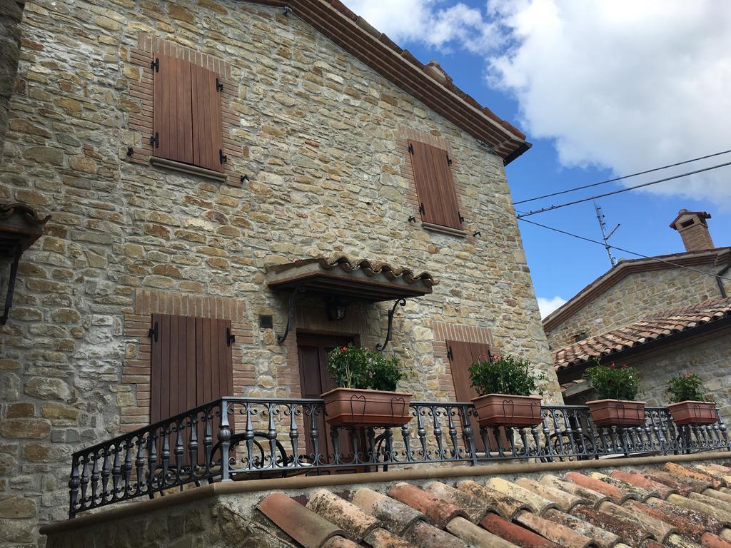 Appartamenti E Camere Il Poggio Di D'Angeli Lidia Auditore Exterior foto