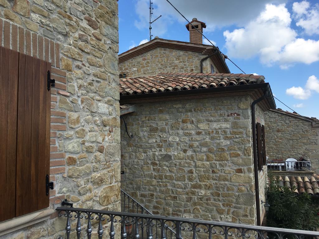 Appartamenti E Camere Il Poggio Di D'Angeli Lidia Auditore Exterior foto